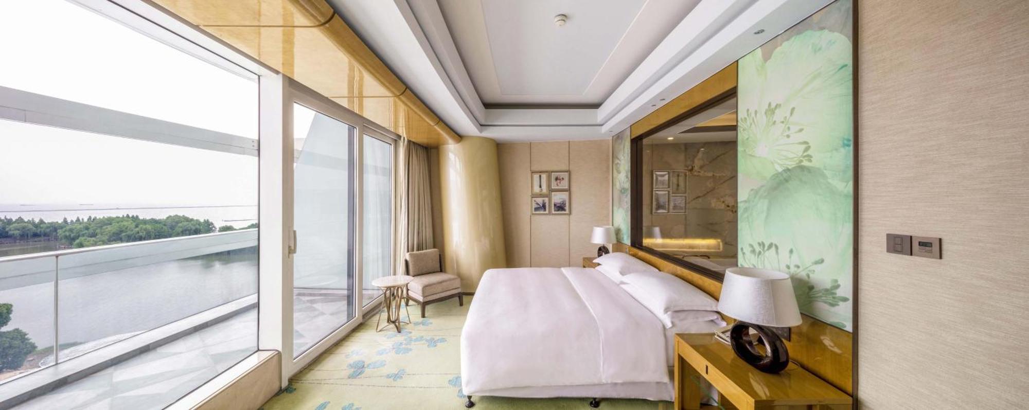 Sheraton Huzhou Taihu Lake Hot Spring Resort & Spa Exterior foto